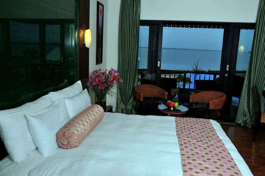 Ramada Resort By Wyndham Kochi Rom bilde